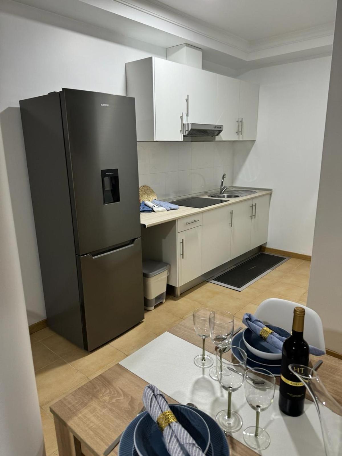 Alforra Residence 1-T2-Centro-Praias-Levadas カマラ・デ・ロボス エクステリア 写真
