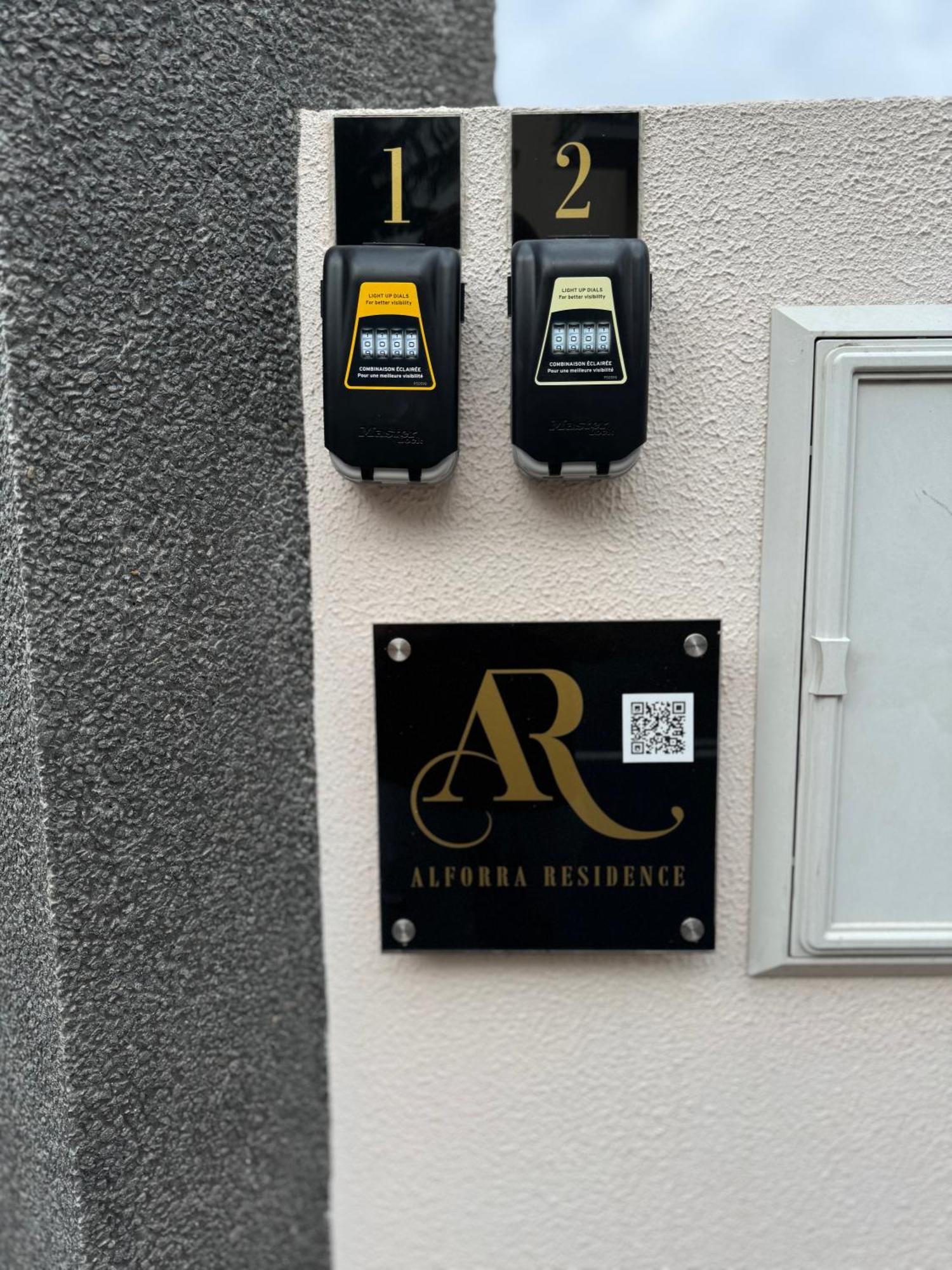Alforra Residence 1-T2-Centro-Praias-Levadas カマラ・デ・ロボス エクステリア 写真